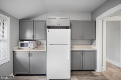 28 E Holly Ave unit 2ND FLR, Haddon Township, NJ 08107 - photo 5