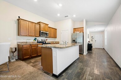 8988 Kipper Dr, Jacksonville, FL 32211 - photo 5