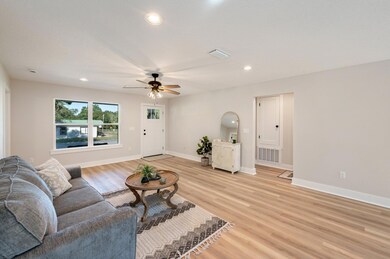 15-web-or-mls-287 Lindberg St-11