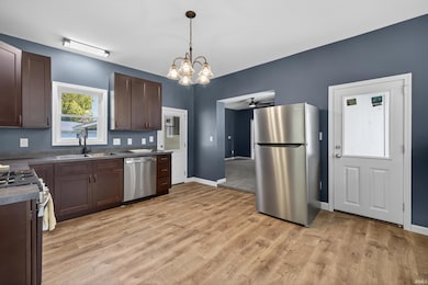 220 S 2nd St, Ellettsville, IN 47429 - photo 7