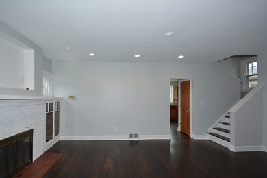 1102 Palmer Place, Waukegan, IL 60085 - photo 6