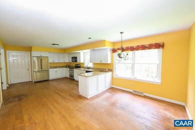 617 Peachcroft Ln, Earlysville, VA 22936 - photo 4