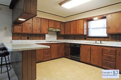 1357 River Acres Dr, New Braunfels, TX 78130 - photo 4