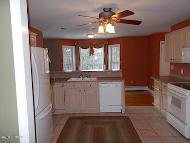 169 Husson Rd, Milford, PA 18337 - photo 3