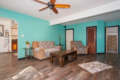 708 SW Burgess St, Grants Pass, OR 97526 - photo 4