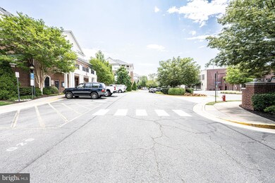 12929 Centre Park Cir unit 217, Herndon, VA 20171 - photo 5