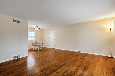 1504 NW B St, Blue Springs, MO 64015 - photo 5