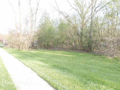 942 Division St, Owosso, MI 48867 - photo 2