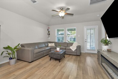 18544 Meadow Point Ln, Montgomery, TX 77316 - photo 7