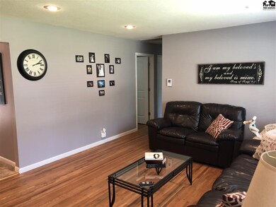 1115 Glendale Rd, McPherson, KS 67460 - photo 3