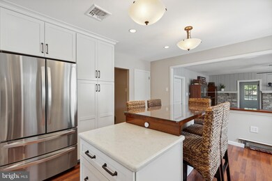 1715 Cindy Ln, Hatfield, PA 19440 - photo 4