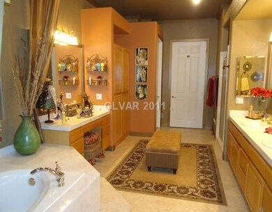 Master Bath/Spa.