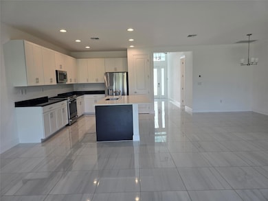 19594 Broad Shore Walk, Loxahatchee, FL 33470 - photo 4