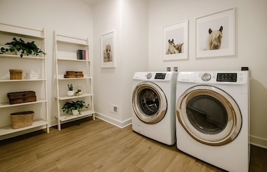 205 Lola Ct, McKees Rocks, PA 15136 - photo 5