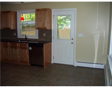 Kitchen. A DREAM kitchen offers SS appliances, gra