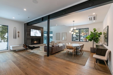 211 Palisades Cir, Olympic Valley, OH 96146 - photo 3