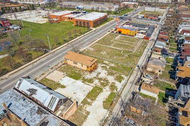 unlisted-address, Chicago, IL 60620 - photo 7