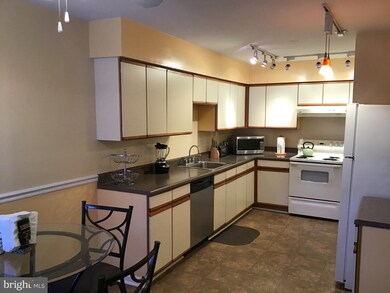 9301 Palmer Place, Laurel, MD 20708 - photo 4