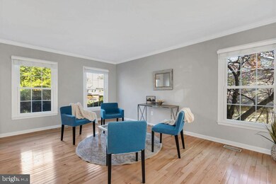 205 Edenberry Ct, Sterling, VA 20164 - photo 3