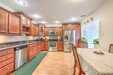 007_KITCHEN