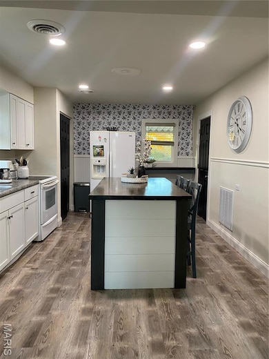 514 Center St, Bismarck, MO 63624 - photo 7