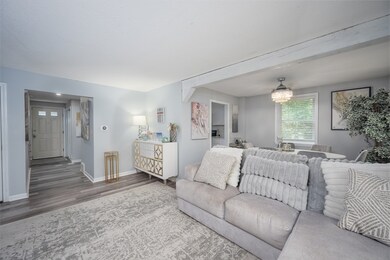 6 Pinebrook Ln unit 6, South Easton, MA 02375 - photo 3