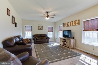 2258 Bluebird Ln, Locust Grove, VA 22508 - photo 4