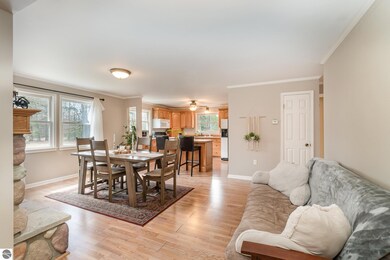 124 Frosh Dr, West Branch, MI 48661 - photo 7