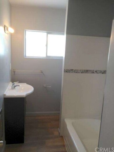 Front Full Bath