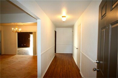 4003 Lemon Tree Ln, Houston, TX 77088 - photo 4