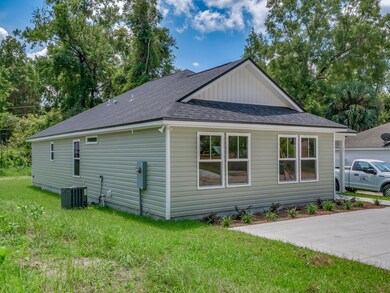 77 Shawnee Trail, Crawfordville, FL 32327 - photo 4