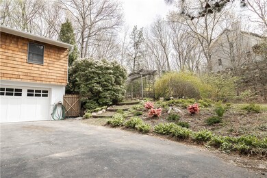 14 Wildflower Dr, Westerly, RI 02891 - photo 4