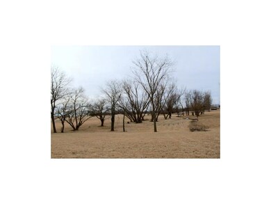 Private cup-de-sac estate lot with mature trees an