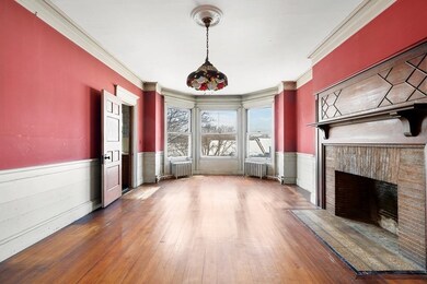 320 Tappan St, Brookline, MA 02445 - photo 5