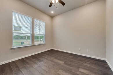 417 Smith Rd, Springtown, TX 76082 - photo 7