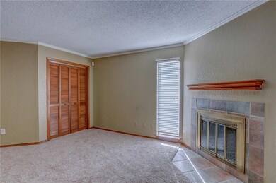 11530 N May Ave unit 104D, Oklahoma City, OK 73120 - photo 4
