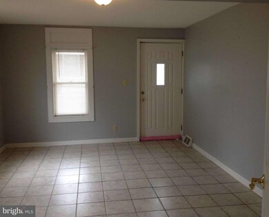 17505 Pennsylvania Ave N, State Line, PA 17263 - photo 3