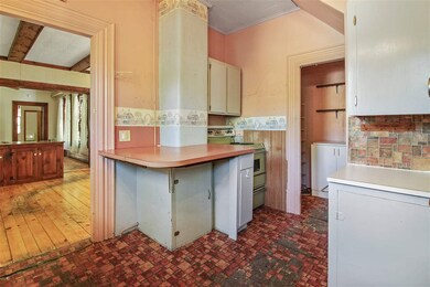 6 School St, Tilton, NH 03276 - photo 4