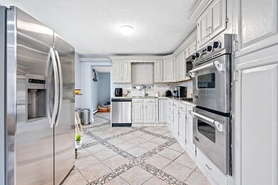 20 Sherman St, Revere, MA 02151 - photo 4