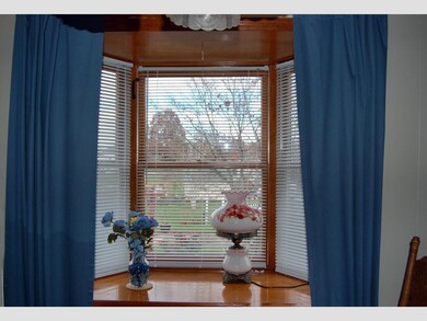 Bay window in dining