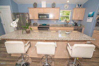 1012 SW 11th St unit A_B, Lincoln City, OR 97367 - photo 6