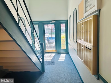 8312 Kingsgate Rd unit 534 J, Springfield, VA 22152 - photo 6