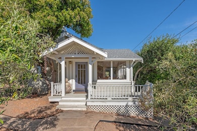 40 Laurel Ave, Stinson Beach, CA 94970 - photo 2