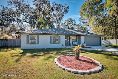 567 Majestic Wood Dr, Fleming Island, FL 32003 - photo 3