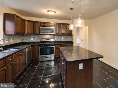 11900 Gradys Ct, Bowie, MD 20715 - photo 5