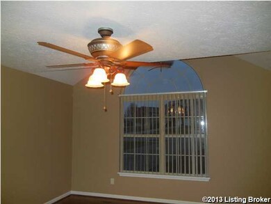 214 Savannah Dawn Ct, Mount Washington, KY 40047 - photo 3