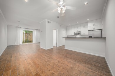 1201 Mcduffie St unit 103, Houston, TX 77019 - photo 5