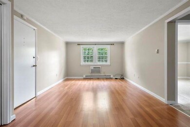 Wall unit AC