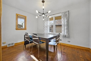 273 E Columbia Ave, Elmhurst, IL 60126 - photo 7