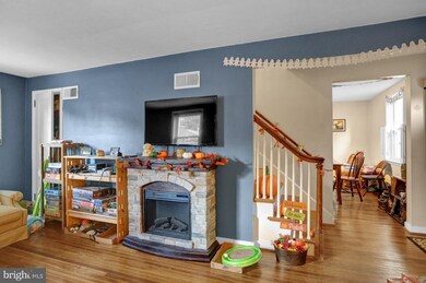 609 March St, Reading, PA 19607 - photo 4